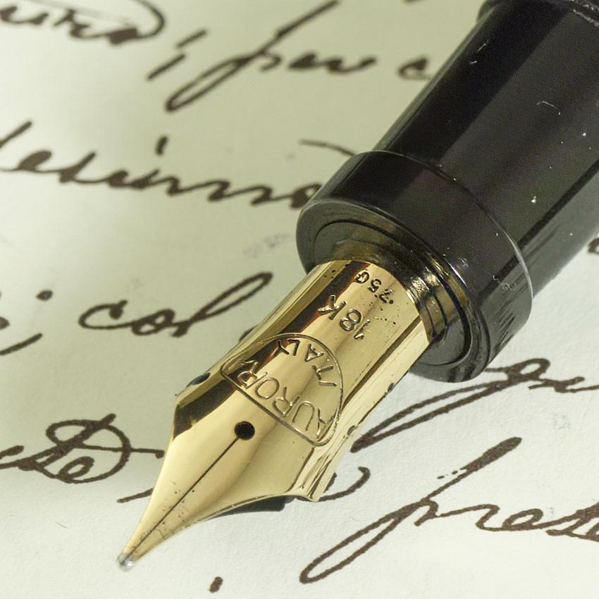 Aurora/Novelli Internazionale Ebonite Sand